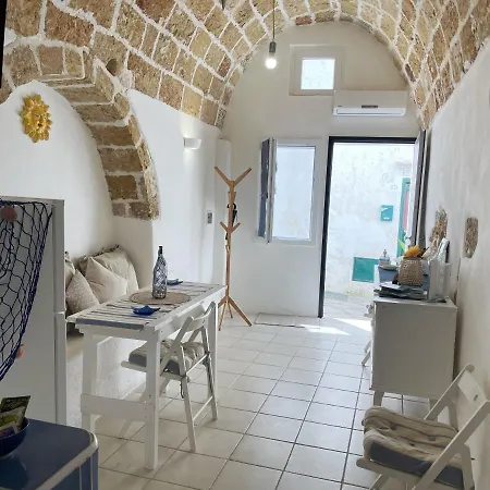 Holiday home Mediterraneo House- Casa Nel Centro Storico
